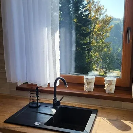 Holiday home Zasiedmiogorek - W Beskidach